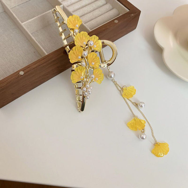 Pince à cheveux à pompon en feuille de ginkgo 
